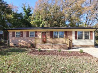 937 Green Circle Dr, Gastonia, NC 28054