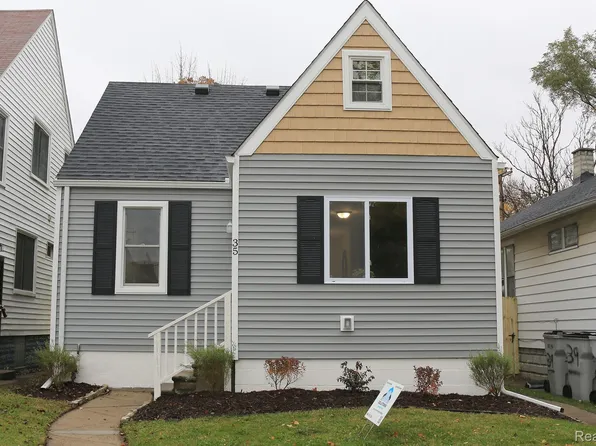 35 E Milton, Hazel Park, MI 48307