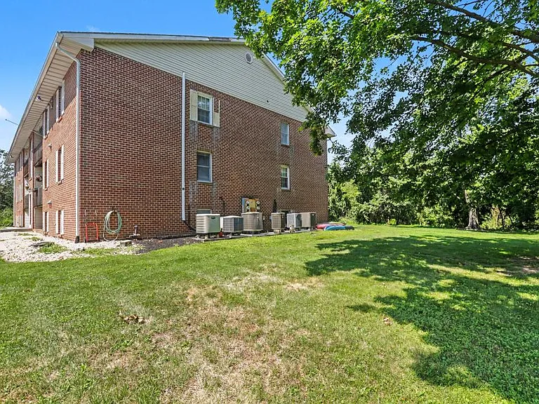 2712 Lisburn Rd — Photo 16