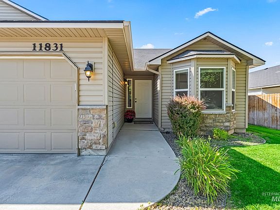 4th image of 11831 W Blueberry Ave