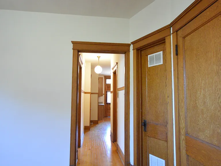 859 W Fletcher St #3 — Photo 14