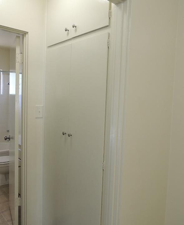 2nd image of 549 Nebraska Ave APT 5