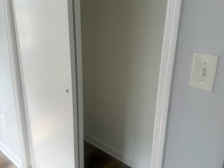 8 Greenwood Rd #1 — Photo 21