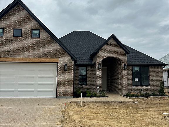 3rd image of 4390 Iron Mountain Dr
