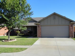 812 Tufts Ln, Norman, OK 73069