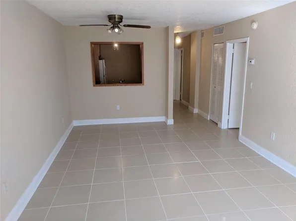 1250 NE 125th St APT 312C, North Miami, FL 33161