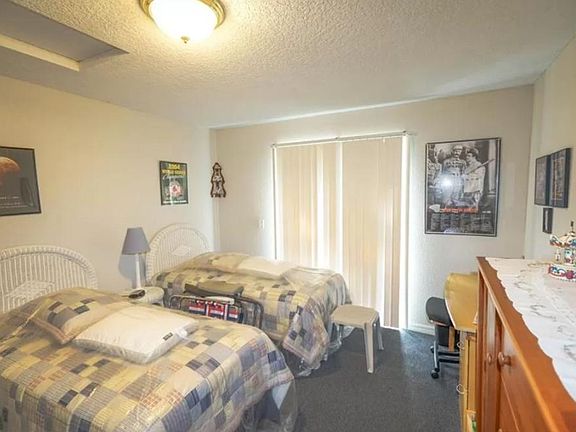 3rd image of 1207 N Tiger Pt