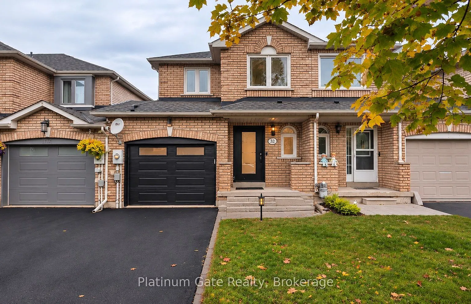 4 bed, $2,950 — Photo 1