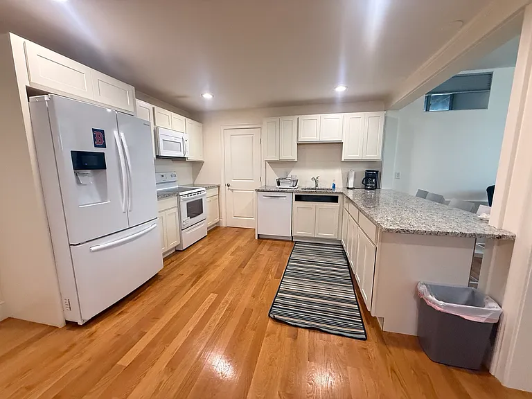 40 Naples Rd #B — Photo 2