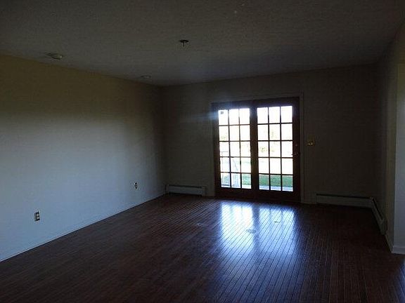 4th image of 143 Whitetail Dr