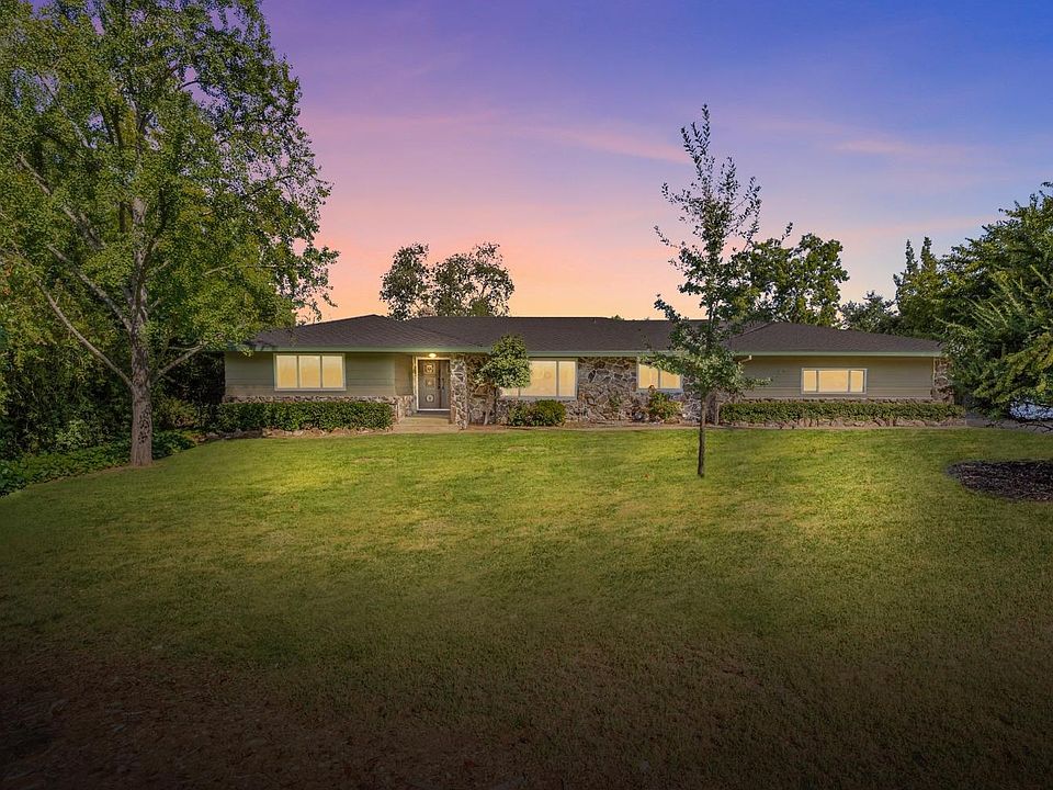 1st image of 9035 Eden Oaks Ave