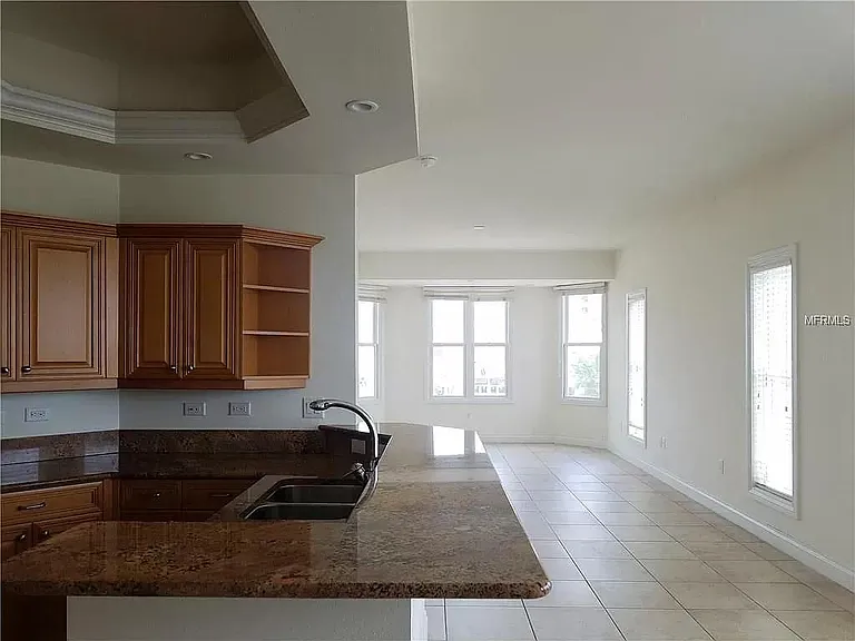 8111 Lakewood Main St — Photo 13