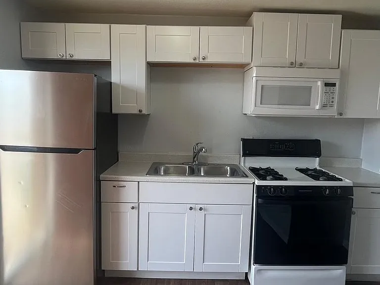 2238 E Taylor St #6 — Photo 6