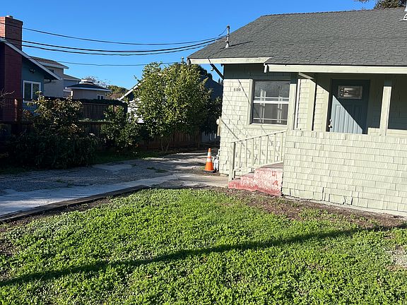 4th image of 805 Runnymede St