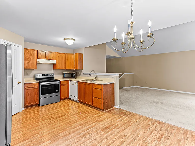 47975 Cardiff Ave — Photo 4