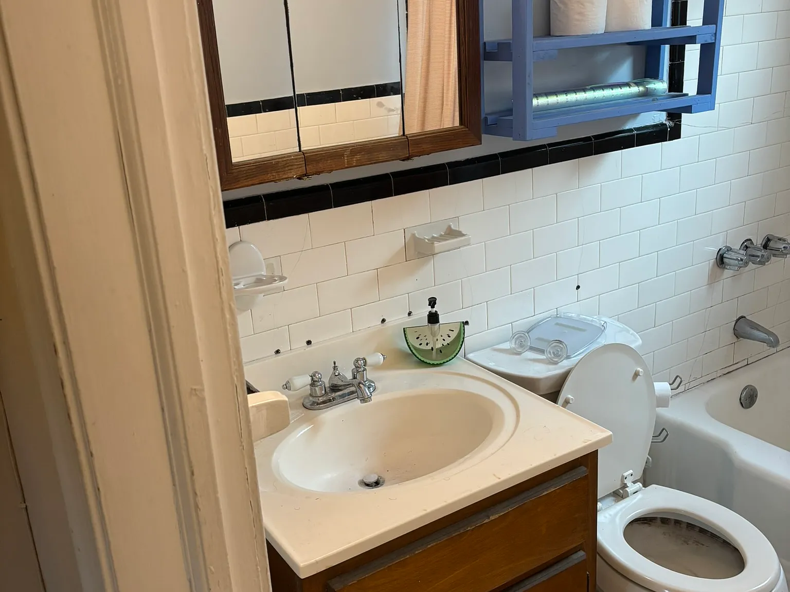 2 bed, 925 sqft, $1,580 — Photo 3
