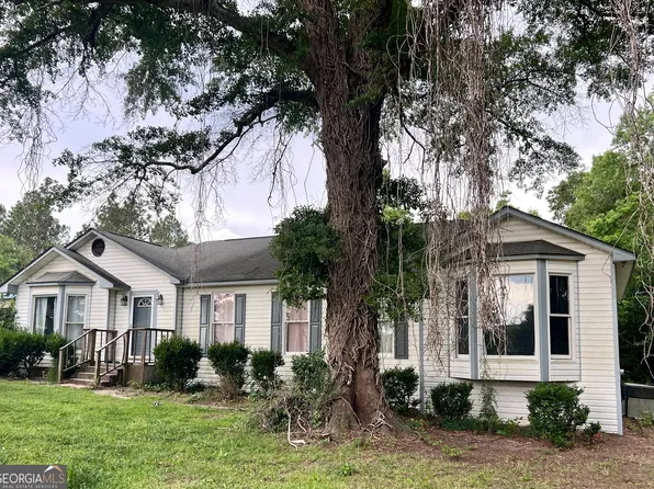46 Ray Roderick Rd, Eastman, GA 31023