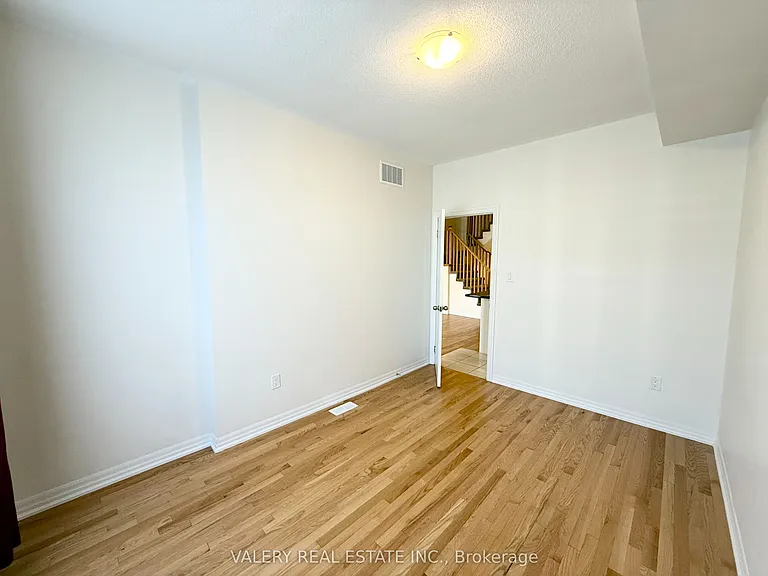 137 Bravo Ln — Photo 10