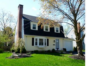 71 Arnoldale Rd, West Hartford, CT 06119