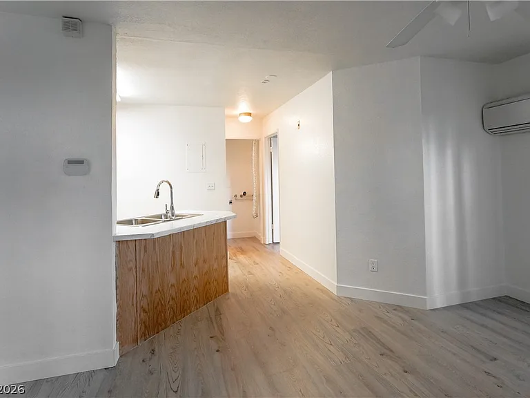 510 Elm Dr #106 — Photo 10