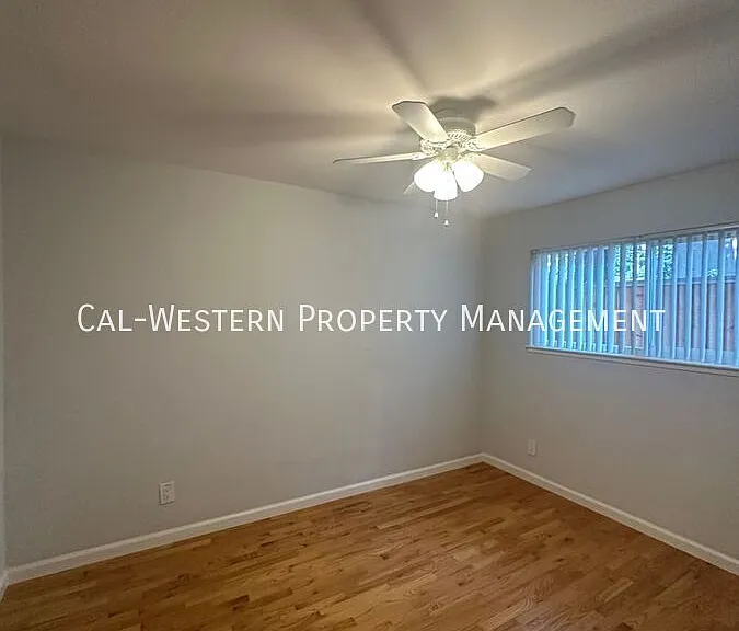 250 Palo Alto Ave #1 — Photo 11