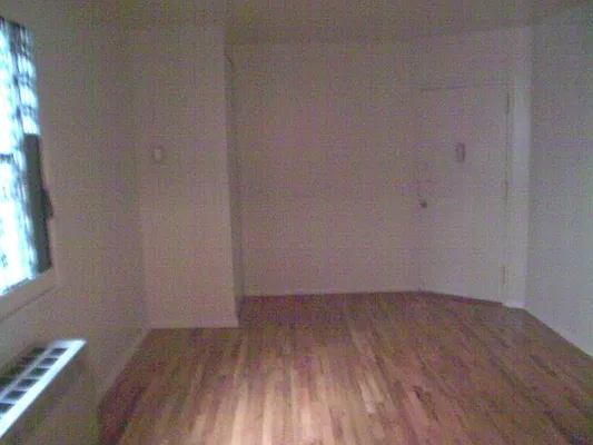 Rented by DSA Realty Midtown West | media 13