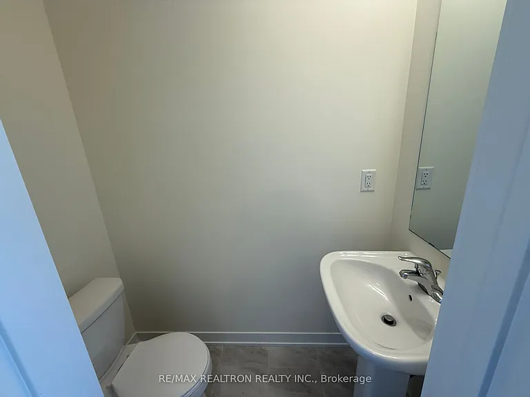 1695 Dersan St E #1206 — Photo 8