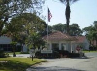 7059 S Lake Dr, Englewood, FL 34224