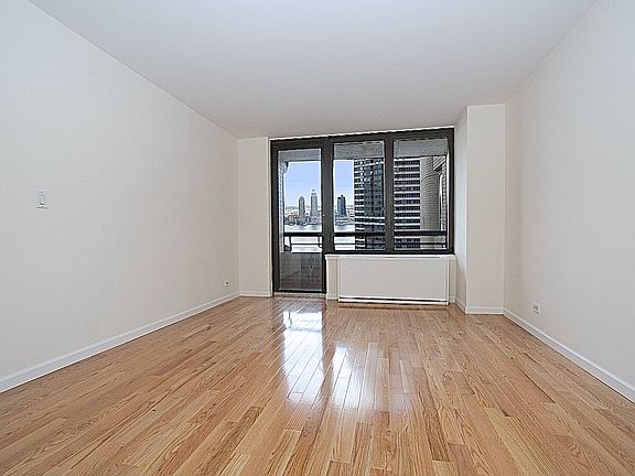 5th image of 330 E 38th St APT 22K