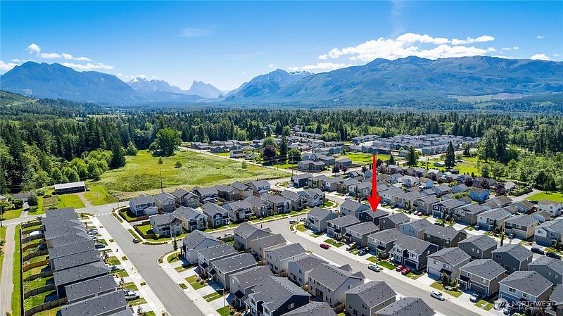 2nd image of 1137 15th Avenue
