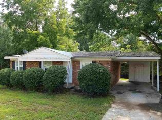 6052 Old Dixie Rd, Forest Park, GA 30297