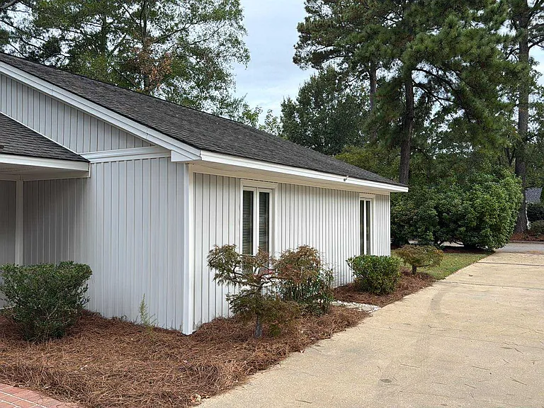 3812 Gloucester Rd — Photo 11