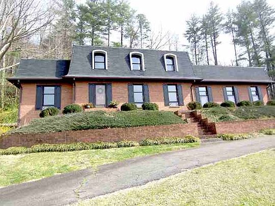 1st image of 2903 Rockwood Dr