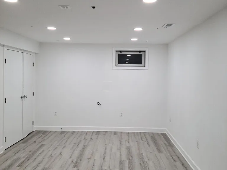 Basement Entertainment-Ready Area