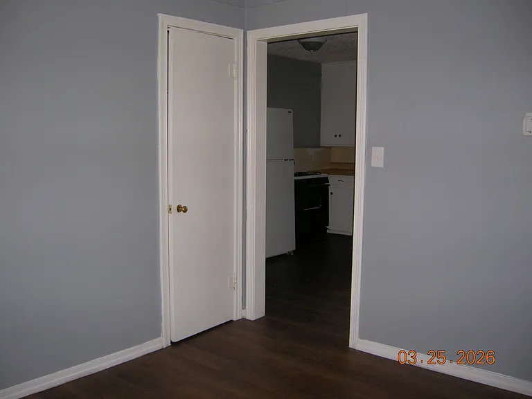 2713 SW 9th Ave #4 — Photo 6