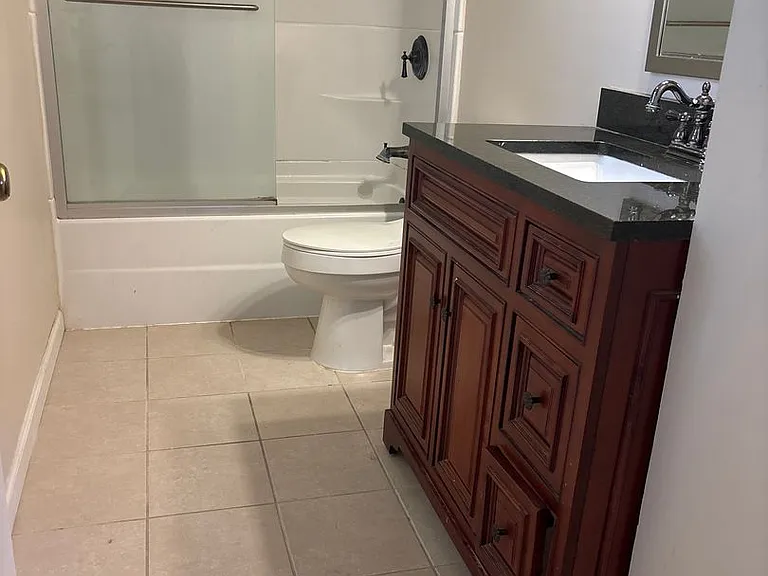 81 Royal Oaks Pl — Photo 12