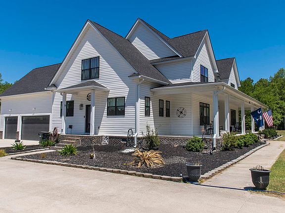 3rd image of 169 Shumpert Rd