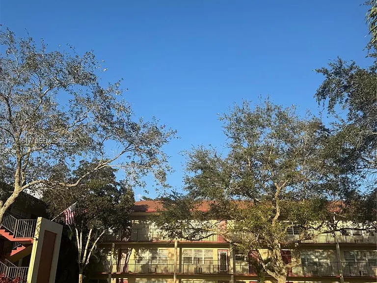 200 SW 132nd Way #207L — Photo 58