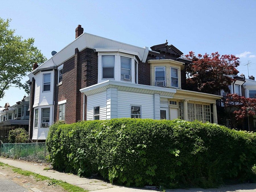 2nd image of 616 W Olney Ave