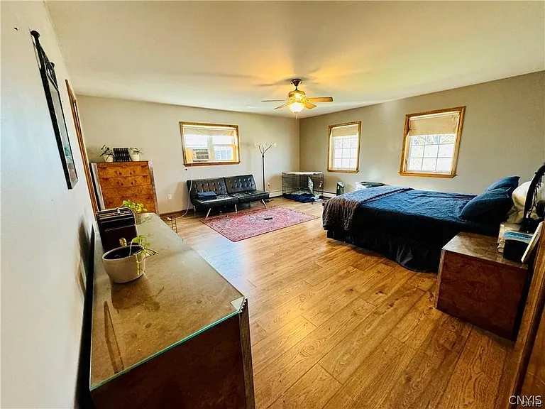 214 S Broad St — Photo 13