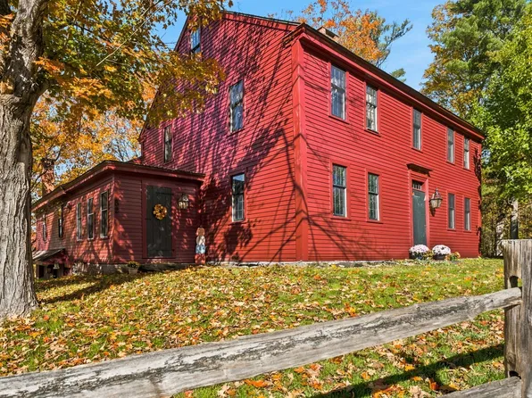 82 Hardwick Rd, Petersham, MA 01366