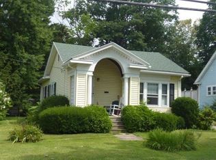 924 Gage St, Bennington, VT 05201