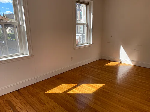 172 Maple St #109 Photo 1