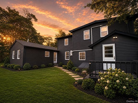 3rd image of 96 Grove Avenue
