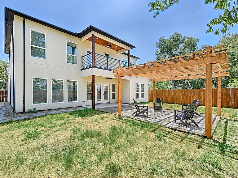 3319 Wake St — Photo 21