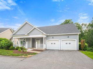 5 Benjamin Ln #5, Tolland, CT 06084