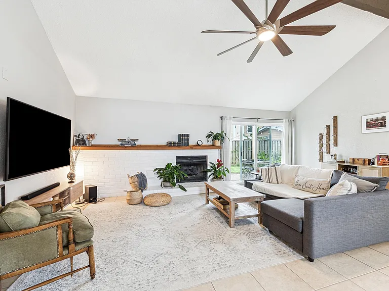 13511 Windchase Ct — Photo 5