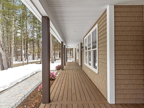 2nd image of 373 E Riding Dr