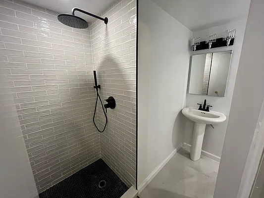 Rented by Keyah Enterprises | media 4