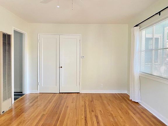 4th image of 930 Pershing Ave